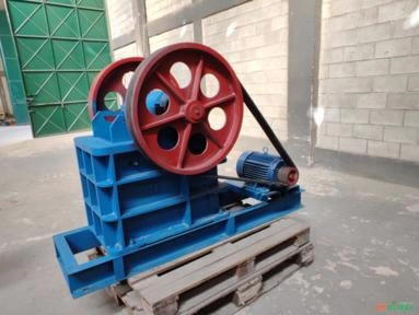 Imagem BRITADOR DE MANDÍBULA MODELO JAW  CRUSHER - PE 30*20 Imagem BRITADOR DE MANDÍBULA MODELO JAW  CRUSHER - PE 30*20
