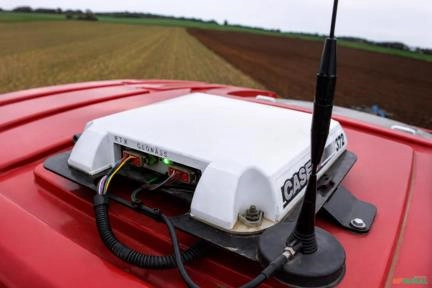 Piloto Automático Hidráulico CNH com 1 Ano de Sinal RTX Imagem Piloto Automático Hidráulico CNH com 1 Ano de Sinal RTX