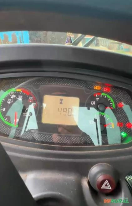 Imagem Trator Case Farmall 110A 4x4 (110cv) Imagem Trator Case Farmall 110A 4x4 (110cv)