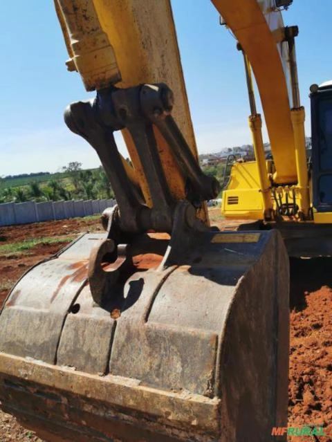 Imagem Escavadeira Komatsu PC150 série 5 Imagem Escavadeira Komatsu PC150 série 5