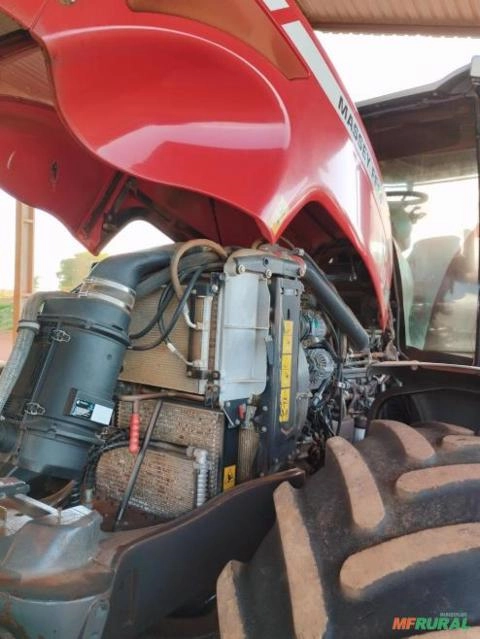Imagem Trator Massey Ferguson 8760 (320cv) Imagem Trator Massey Ferguson 8760 (320cv)