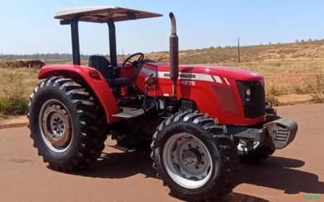 Trator Massey Ferguson 4275 4x4 (75cv) Imagem Trator Massey Ferguson 4275 4x4 (75cv)