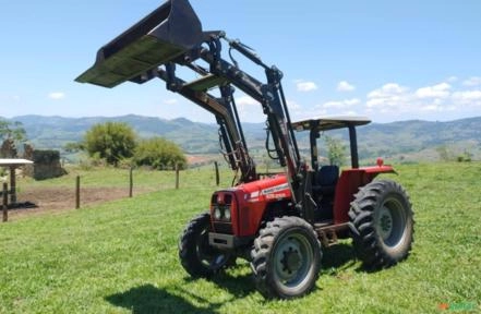 Massey Ferguson 255 Advanced 4x4 (50cv) + Conjunto Frontal Imagem Massey Ferguson 255 Advanced 4x4 (50cv) + Conjunto Frontal