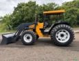 Trator Valtra 885S 4x4 (85cv) + Conjunto Frontal Imagem Trator Valtra 885S 4x4 (85cv) + Conjunto Frontal