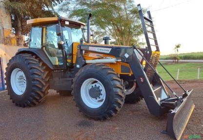 Trator Valtra BH185i Hiflow 4x4 (185cv) + Conjunto Frontal Imagem Trator Valtra BH185i Hiflow 4x4 (185cv) + Conjunto Frontal