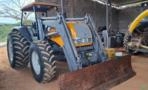 Trator Valtra BM125i 4x4 (132cv) + Conjunto Frontal Imagem Trator Valtra BM125i 4x4 (132cv) + Conjunto Frontal