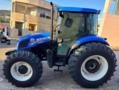Trator New Holland TL5.100 4x4 (101cv) Imagem Trator New Holland TL5.100 4x4 (101cv)