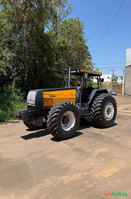 Trator Valtra 1780 4x4 (167cv) Imagem Trator Valtra 1780 4x4 (167cv)