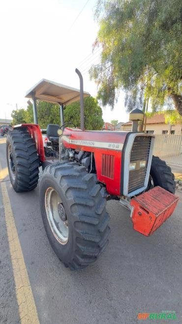 Trator Massey Ferguson 292 4x4 (105cv) Imagem Trator Massey Ferguson 292 4x4 (105cv)