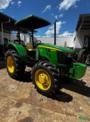 Trator John Deere 5070E 4x4 (70cv) - Ano 2021 Imagem Trator John Deere 5070E 4x4 (70cv) - Ano 2021