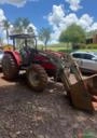 Trator Massey Ferguson 4275 4x4 (75cv) - Ano 2011 + Conjunto Frontal Imagem Trator Massey Ferguson 4275 4x4 (75cv) - Ano 2011 + Conjunto Frontal
