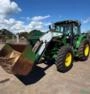 Trator John Deere 6125J 4x4 (125cv) - Ano 2016 + Conjunto Frontal Imagem Trator John Deere 6125J 4x4 (125cv) - Ano 2016 + Conjunto Frontal