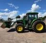 Trator John Deere 6125J 4x4 (125cv) - Ano 2016 + Conjunto Frontal Imagem Trator John Deere 6125J 4x4 (125cv) - Ano 2016 + Conjunto Frontal