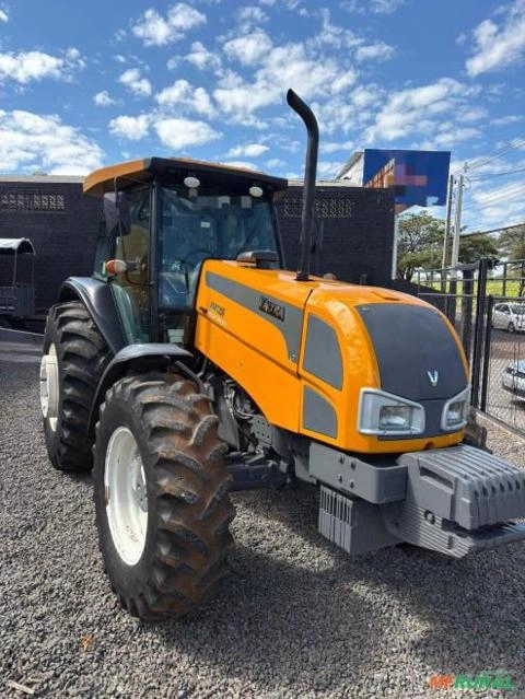 Trator Valtra BM125i 4x4 (132cv) Imagem Trator Valtra BM125i 4x4 (132cv)