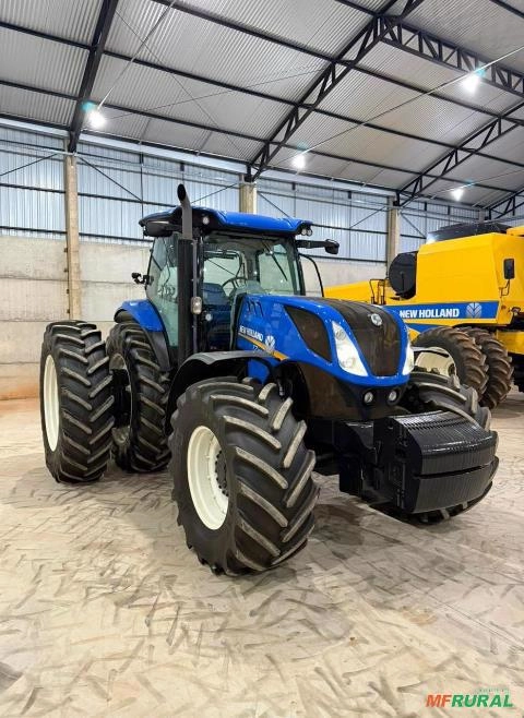 New Holland T7.260 4x4 (234cv) Imagem New Holland T7.260 4x4 (234cv)