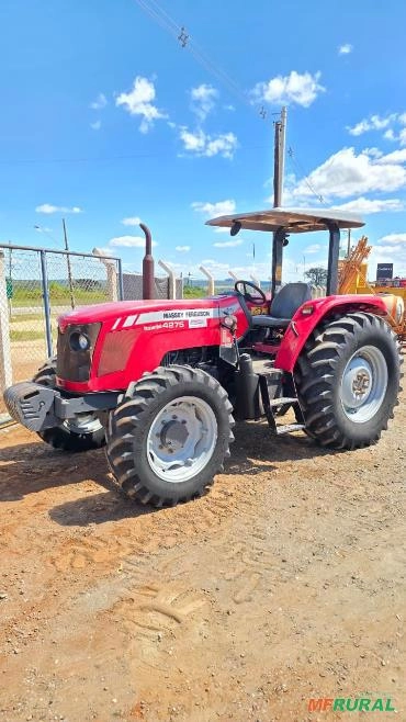 Massey Ferguson 4275 4x4 (75cv) Imagem Massey Ferguson 4275 4x4 (75cv)