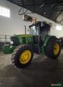 John Deere 6100J 4x4 (100cv) Imagem John Deere 6100J 4x4 (100cv)