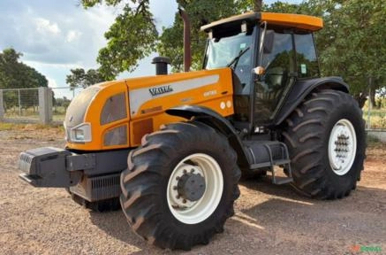 Trator Valtra BH180 4x4 (180cv) Imagem Trator Valtra BH180 4x4 (180cv)