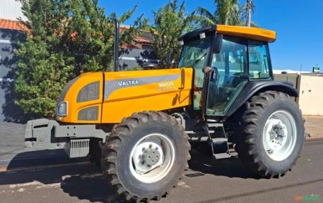 Trator Valtra BM125i 4x4 (132cv) Imagem Trator Valtra BM125i 4x4 (132cv)
