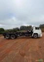 Caminhão Volkswagen 23-210 6x2 com Equipamento Roll on Roll of Imagem Caminhão Volkswagen 23-210 6x2 com Equipamento Roll on Roll of