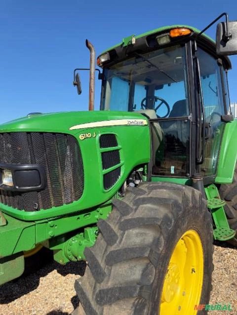 John Deere 6110J 4x4 (110cv) Imagem John Deere 6110J 4x4 (110cv)