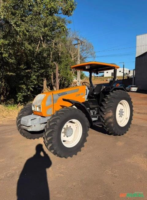 Trator Valtra A950 4x4 (95cv) Imagem Trator Valtra A950 4x4 (95cv)
