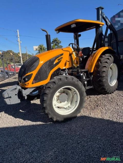Trator Valtra A74S 4x4 (79cv) Imagem Trator Valtra A74S 4x4 (79cv)