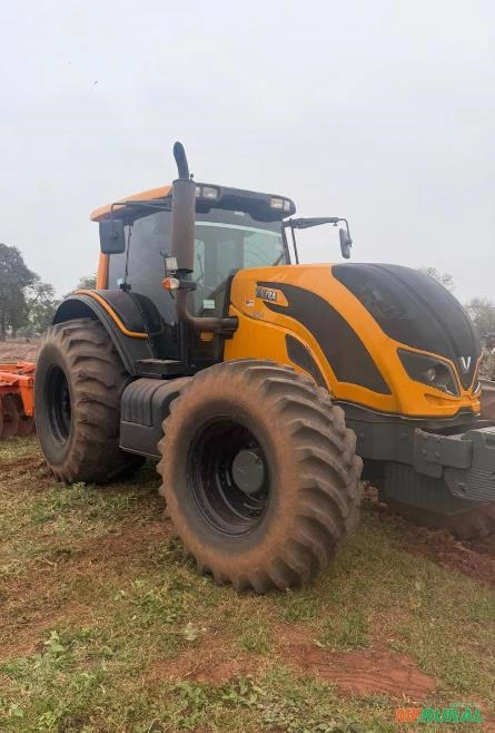 Trator Valtra BH194 4x4 (195cv) Imagem Trator Valtra BH194 4x4 (195cv)