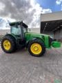 Trator John Deere 8400R (441cv) Imagem Trator John Deere 8400R (441cv)