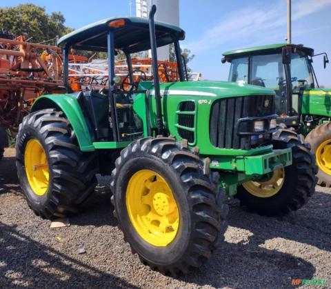 John Deere 6110J 4x4 (110cv) Imagem John Deere 6110J 4x4 (110cv)