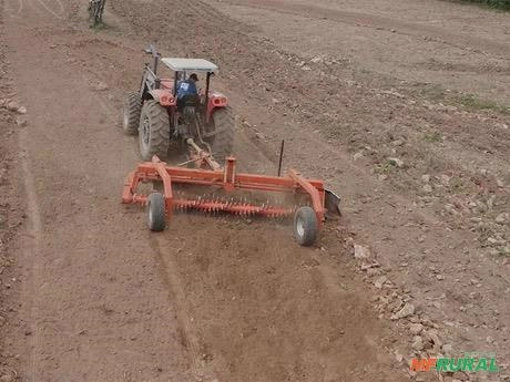 Enleirador de Pedras regulável Agrimec Seminovo Imagem Enleirador de Pedras regulável Agrimec Seminovo