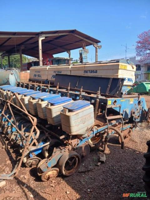 Plantadeira Metasa PDM-9810 - 11 Linhas Imagem Plantadeira Metasa PDM-9810 - 11 Linhas