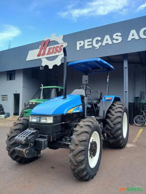 Trator New Holland TL 75 E Ano 2012 Imagem Trator New Holland TL 75 E Ano 2012