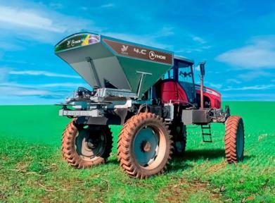 Distribuidor Autopropelido para Granulado THOR 4.C Imagem Distribuidor Autopropelido para Granulado THOR 4.C