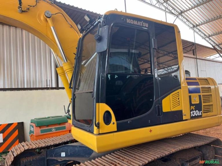 Escavadeira Hidráulica 130LC KOMATSU ANO 2023 Imagem Escavadeira Hidráulica 130LC KOMATSU ANO 2023