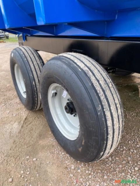 Imagem CARRETA 6 TONELADAS Imagem CARRETA 6 TONELADAS