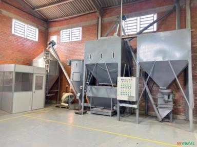 Fábrica de ração farelada completa Imagem Fábrica de ração farelada completa