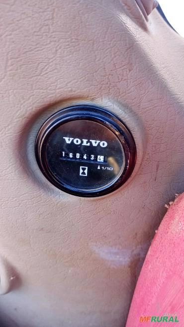 Imagem Escavadeira VOLVO EC210 ano 2014 Imagem Escavadeira VOLVO EC210 ano 2014