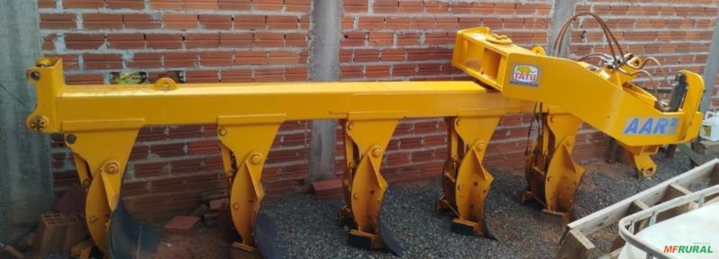 ARADO TATU MARCHESAN AAR2 - 05 AIVECAS Imagem ARADO TATU MARCHESAN AAR2 - 05 AIVECAS