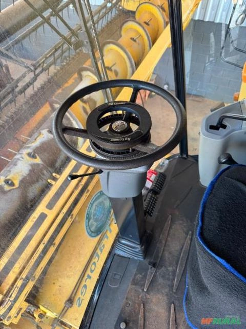 Imagem Colheitadeira New Holland TC 5090 Imagem Colheitadeira New Holland TC 5090