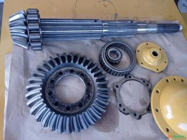 COROA E PINHAO CATERPILLAR 140 B 120 B Imagem COROA E PINHAO CATERPILLAR 140 B 120 B