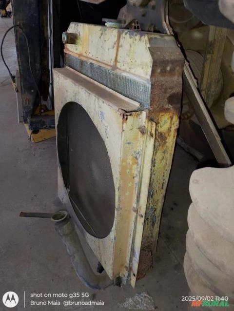 RADIADOR CASE W20 B ORIGINAL Imagem RADIADOR CASE W20 B ORIGINAL