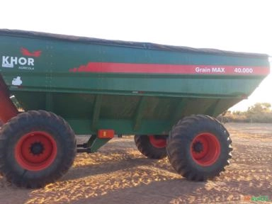 Imagem Carreta Graneleira Agrícola Bazuca Imagem Carreta Graneleira Agrícola Bazuca