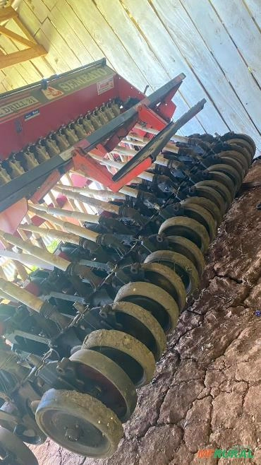 PLANTADEIRA SEMEATO PERSONALE, 21 LINHAS SÓ INVERNO, 100% REFORMADO, 2002. Imagem PLANTADEIRA SEMEATO PERSONALE, 21 LINHAS SÓ INVERNO, 100% REFORMADO, 2002.