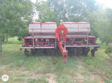 Imagem Plantadeira Jumil Imagem Plantadeira Jumil