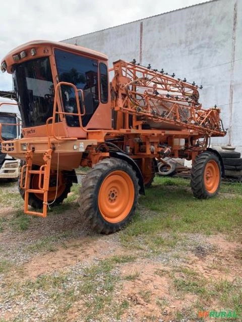 Pulverizador Jacto 3000 Imagem Pulverizador Jacto 3000