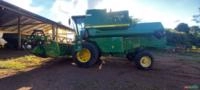 Colheitadeira John Deere 1175 Imagem Colheitadeira John Deere 1175