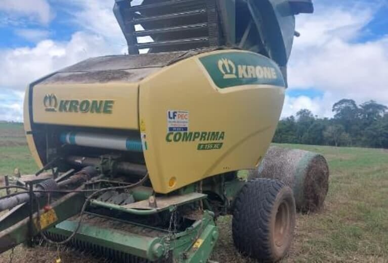 Enfardadeira Krone Comprima F155xc em Marechal Cândido Rondon PR 847992