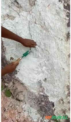 JAZIDA DE LÍTIO Imagem JAZIDA DE LÍTIO