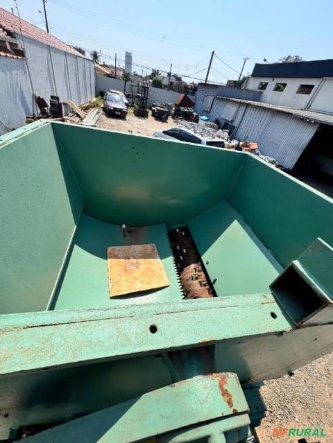 Imagem Moinho Schreder Automático de Alta Performance para Plástico e Paletes Imagem Moinho Schreder Automático de Alta Performance para Plástico e Paletes